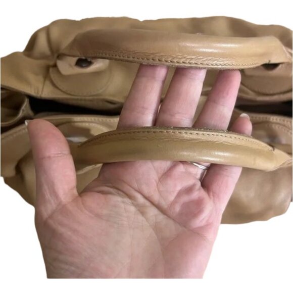 Falor taupe Italian leather hand/shoulder bag - Picture 6 of 16